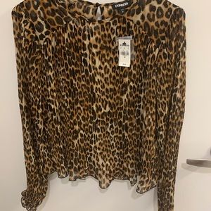 Leopard print express blouse